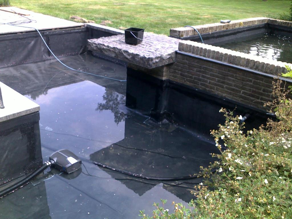 <a href="/node/91">Vijver in Epdm in constructie te Lembeke</a>